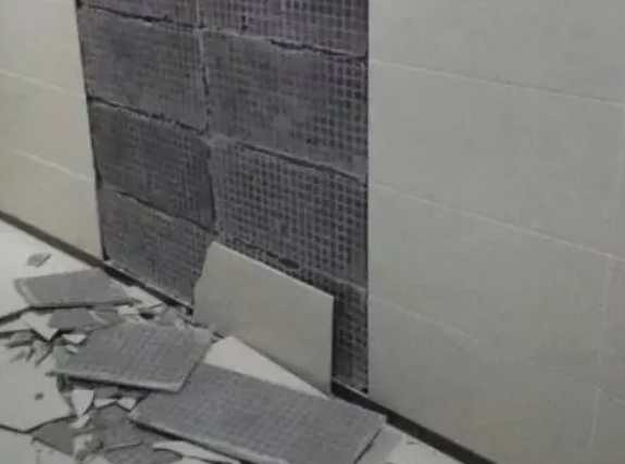 管城区瓷砖空鼓维修公司分享下管城区墙砖松动维修的知识